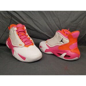 Nike Girls Jordan Max Aura 4 (GS) Sneakers White Pink Size 6.5 NEW NO BOX!